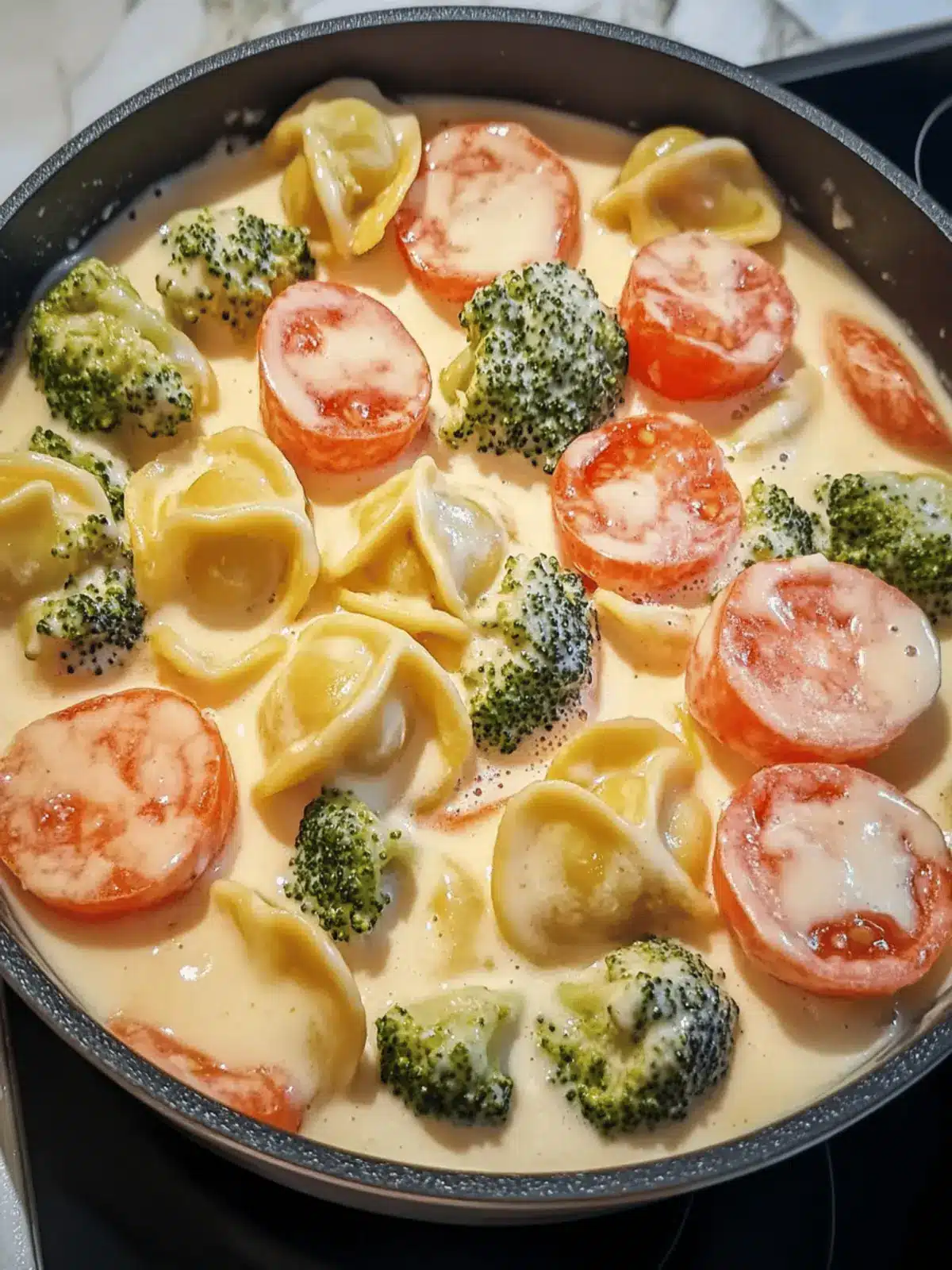 Cremige Gemüse-Tortellini-Pfanne